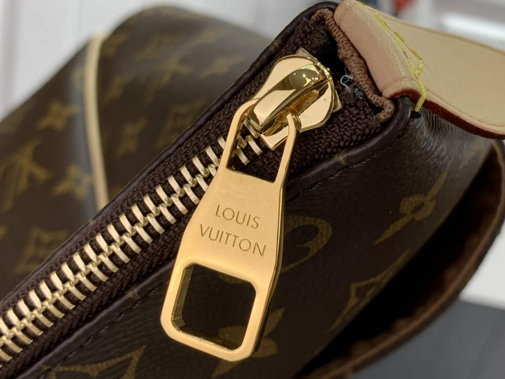 Louis Vuitton Totally MM Tote Bag M56689 Monogram Canvas - Default Title - View 6