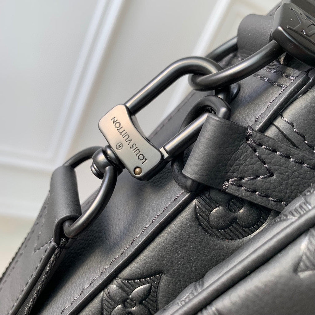 Louis Vuitton Trio Messenger M46602 Black Calf leather - Default Title - View 7