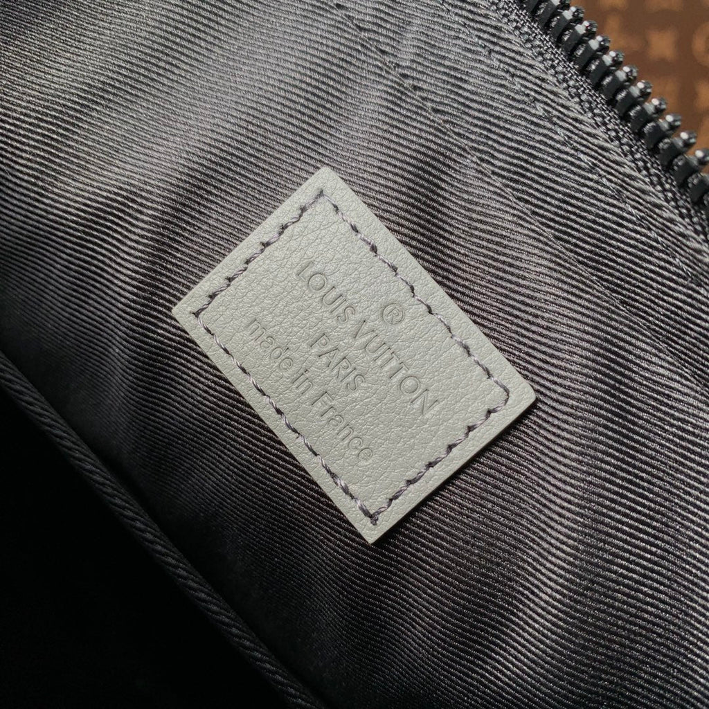 Louis Vuitton Trio Messenger M46603 Gray Calf leather - Default Title - View 8