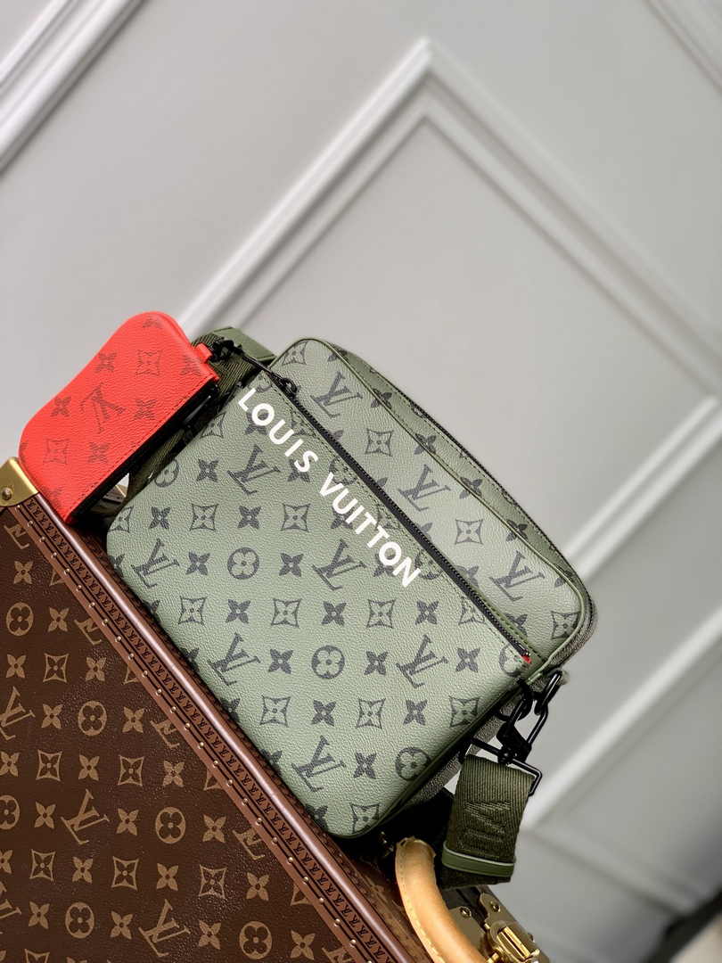 Louis Vuitton Trio Messenger M23783 Khaki Green Monogram Canvas - Default Title - View 1