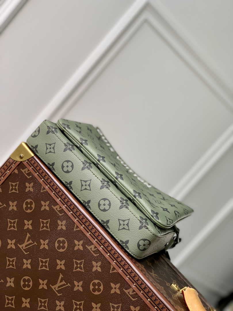 Louis Vuitton Trio Messenger M23783 Khaki Green Monogram Canvas - Default Title - View 3