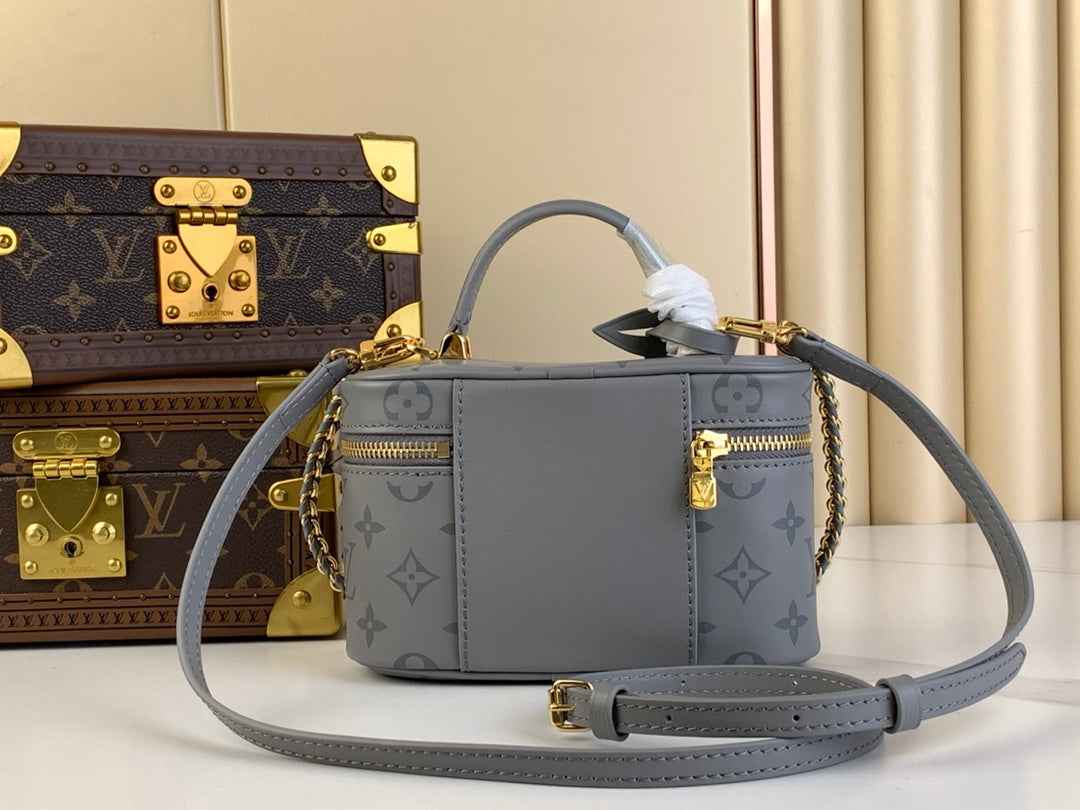 Louis Vuitton Vanity Chain Pouch M12427 Trianon Gray - Default Title - View 3