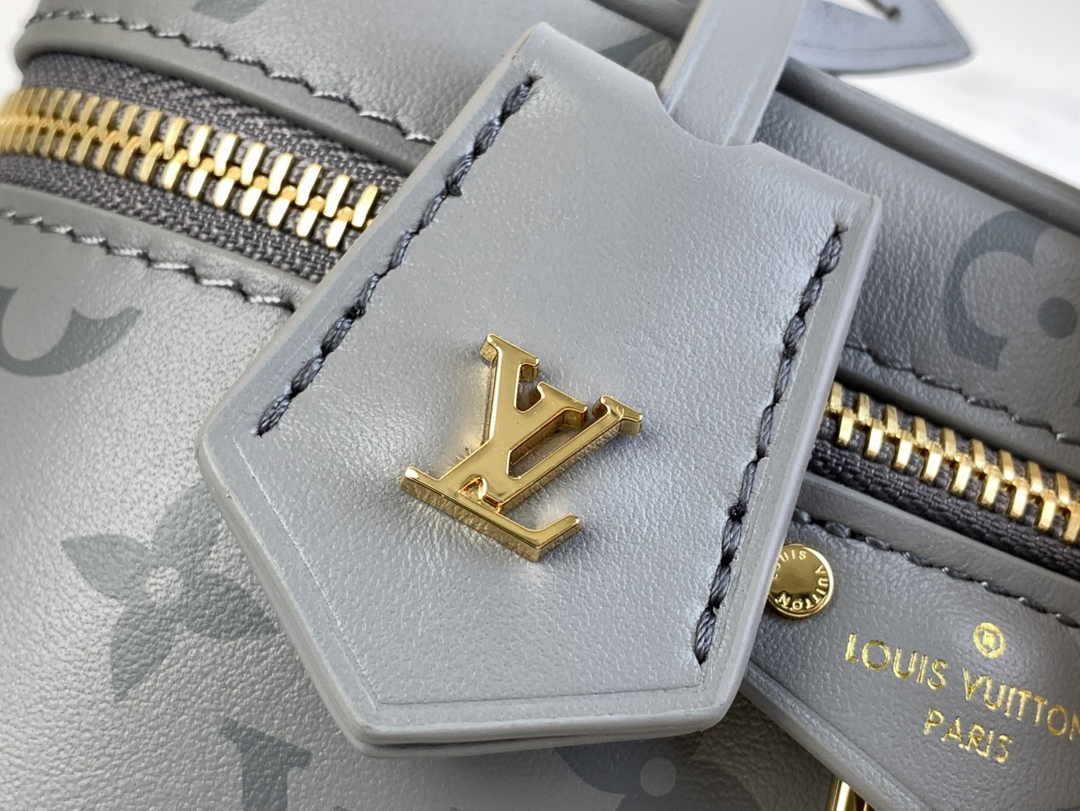 Louis Vuitton Vanity Chain Pouch M12427 Trianon Gray - Default Title - View 6
