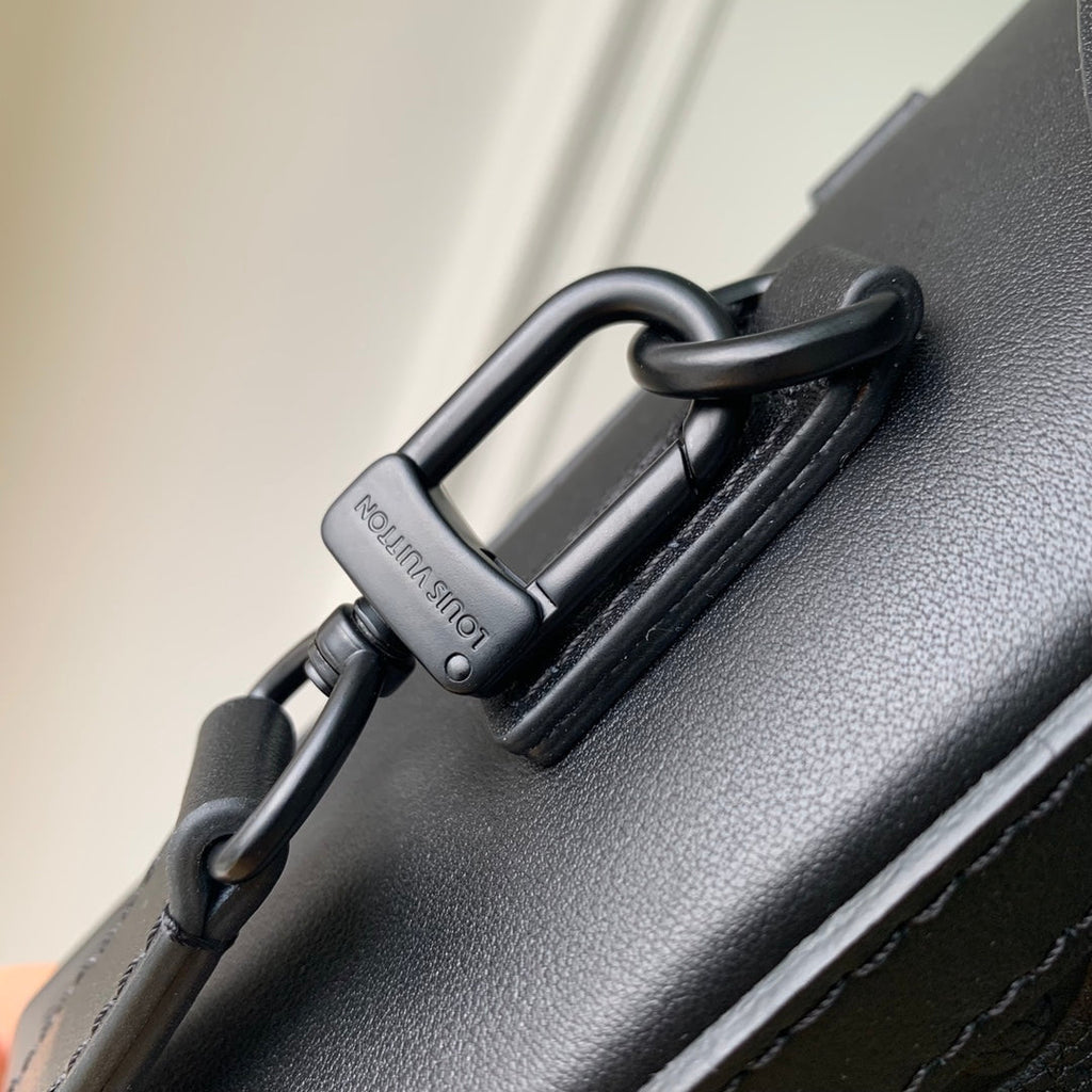 Louis Vuitton Vertical Trunk Wearable Wallet M82070 Black - Default Title - View 6