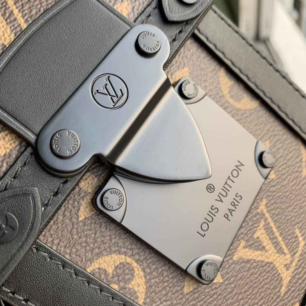 Louis Vuitton Vertical Trunk Wearable Wallet M82077 Monogram - Default Title - View 5