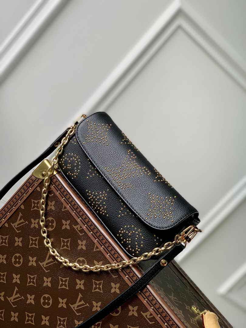 Louis Vuitton Wallet on Chain Ivy M82653 Black Leather