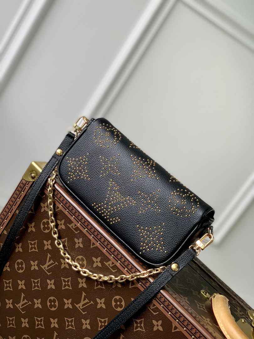 Louis Vuitton Wallet on Chain Ivy M82653 Black Leather