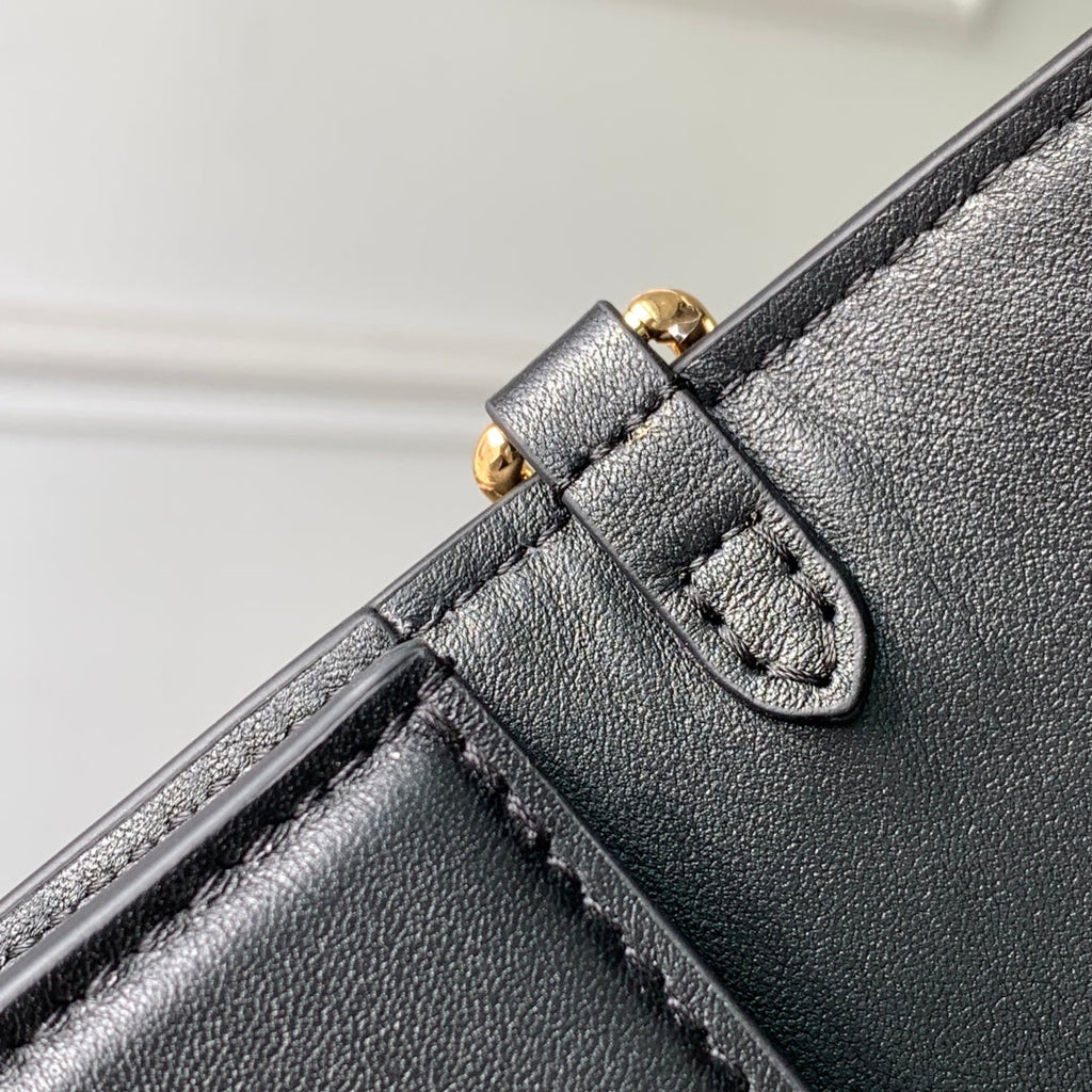 Louis Vuitton Wallet On Chain LV Bloom M14564