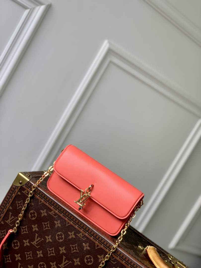 Louis Vuitton Wallet On Chain LV Bloom M14548