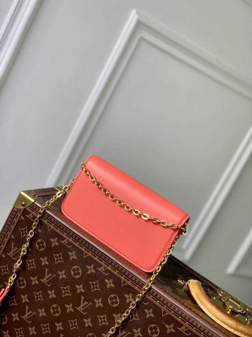 Louis Vuitton Wallet On Chain LV Bloom M14548