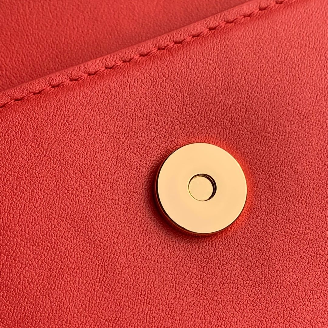 Louis Vuitton Wallet On Chain LV Bloom M14548