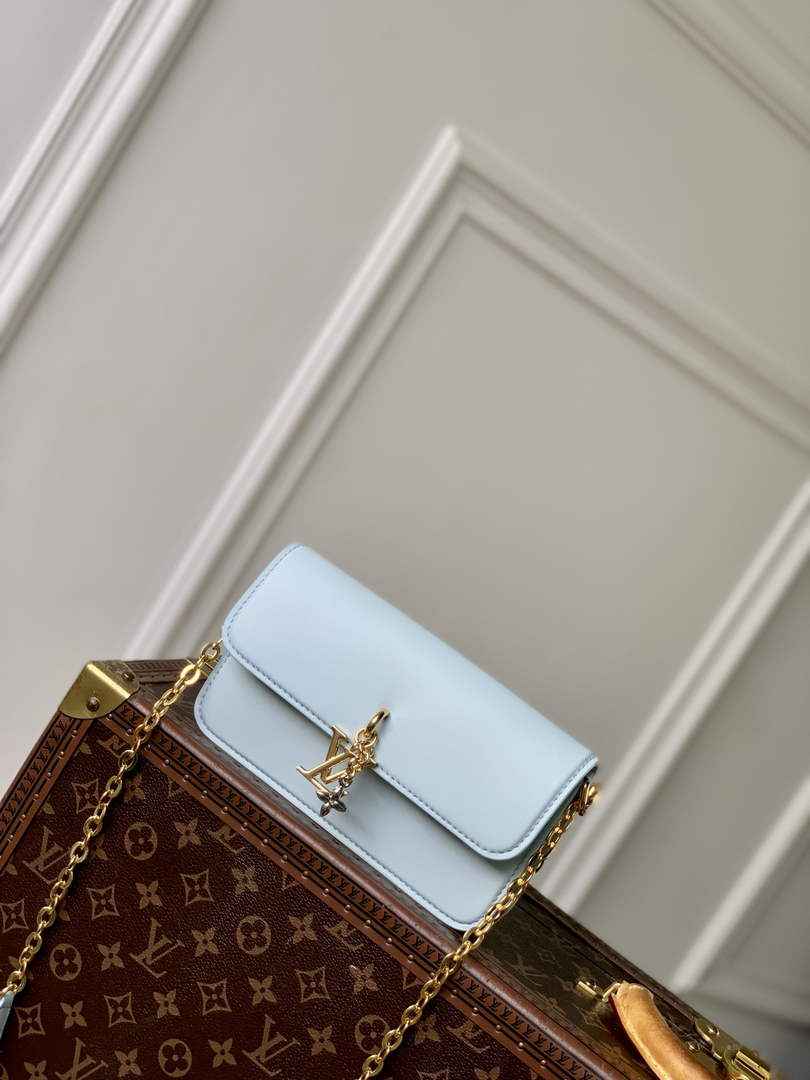 Louis Vuitton Wallet On Chain LV Bloom M14547