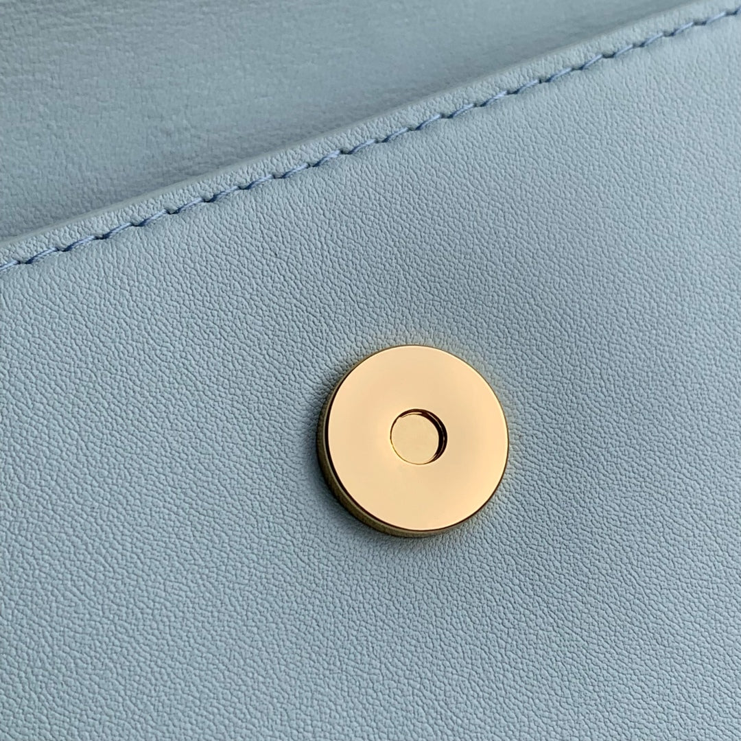 Louis Vuitton Wallet On Chain LV Bloom M14547