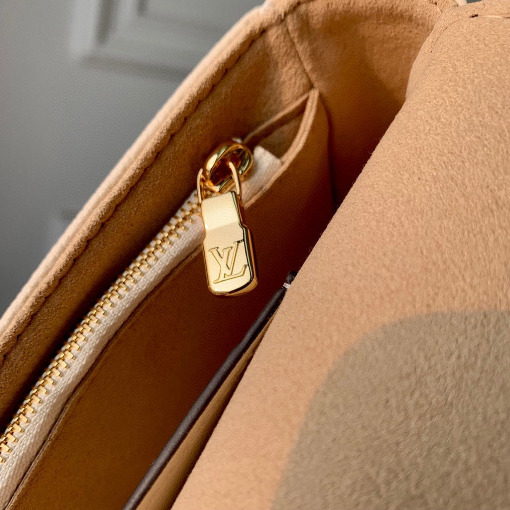 Louis Vuitton Wallet On Chain Lvy M82210 Beige Monogram Leather - Default Title - View 8