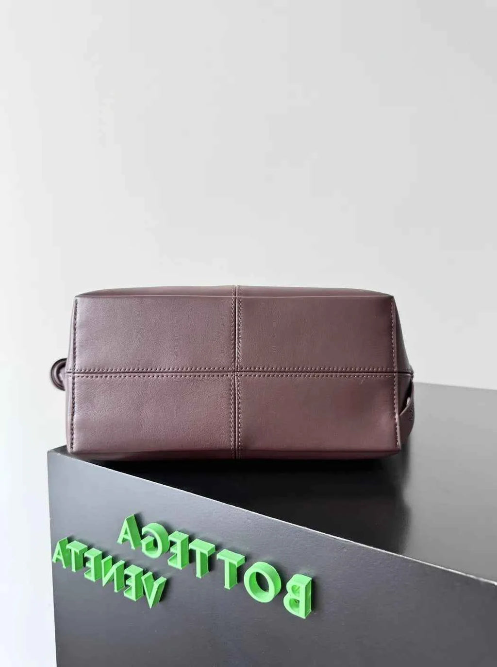 Bottega Veneta Men's Small Sawyer shoulder bag - 815807 Red