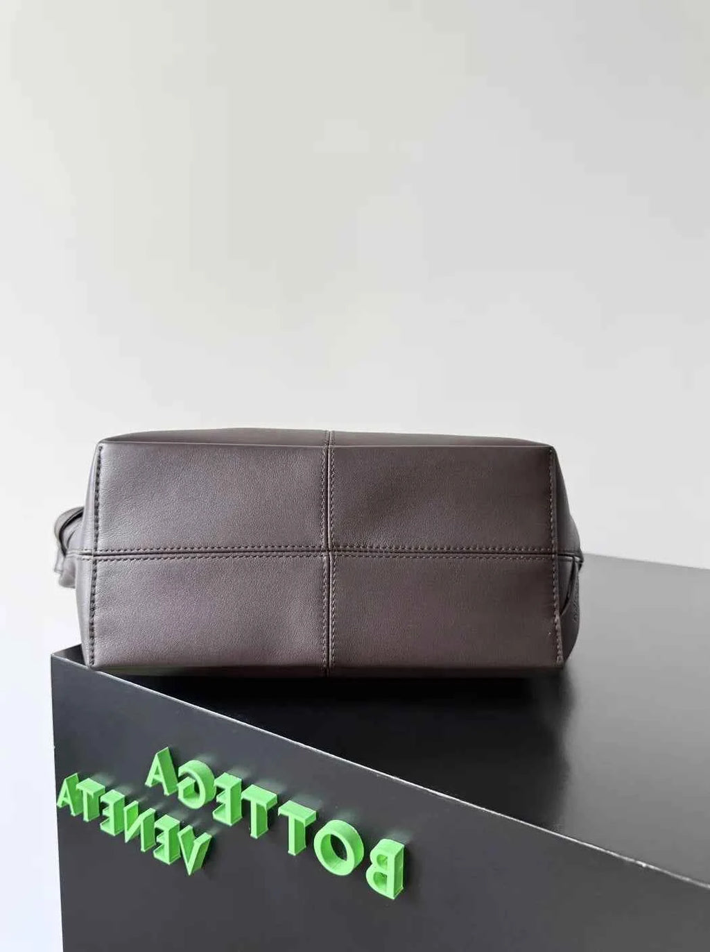 Bottega Veneta Men's Small Sawyer shoulder bag - 815807 Brown