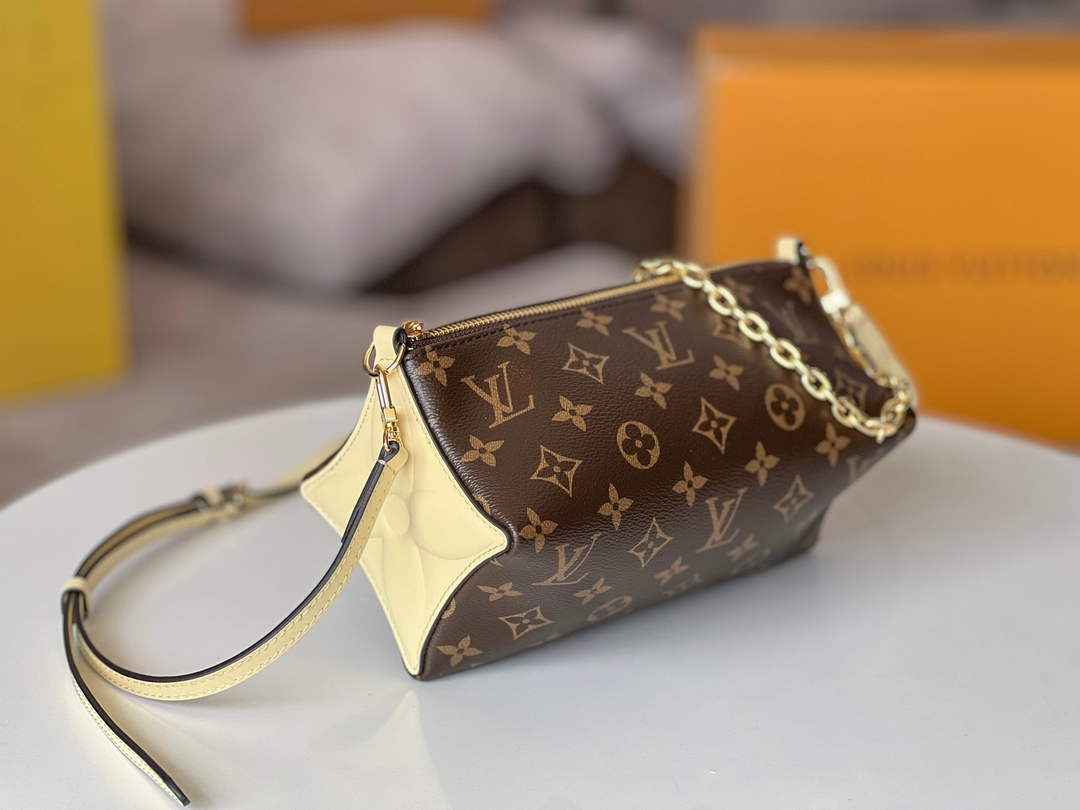 LV Bloom Pouch Monogram Canvas Crossbody Bag - M11672