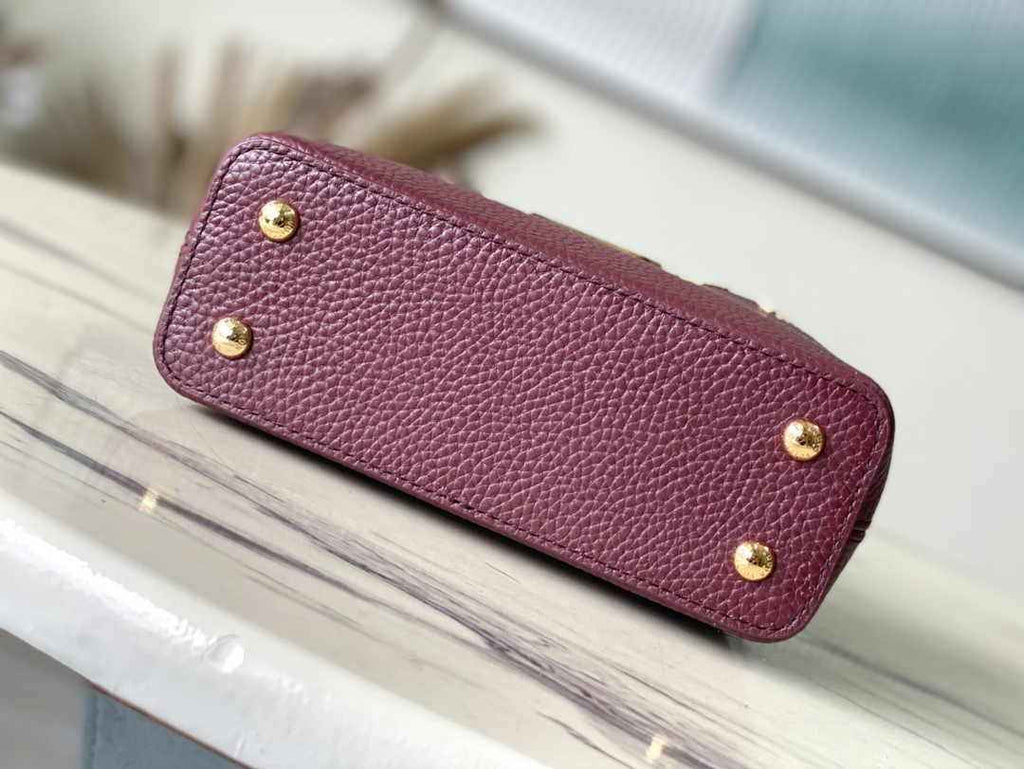 Louis Vuitton Capucines Mini M56669 Wine Red Taurillon leather