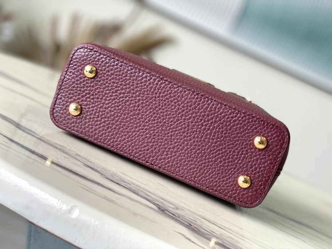 Louis Vuitton Capucines Mini M56669 Wine Red Taurillon leather