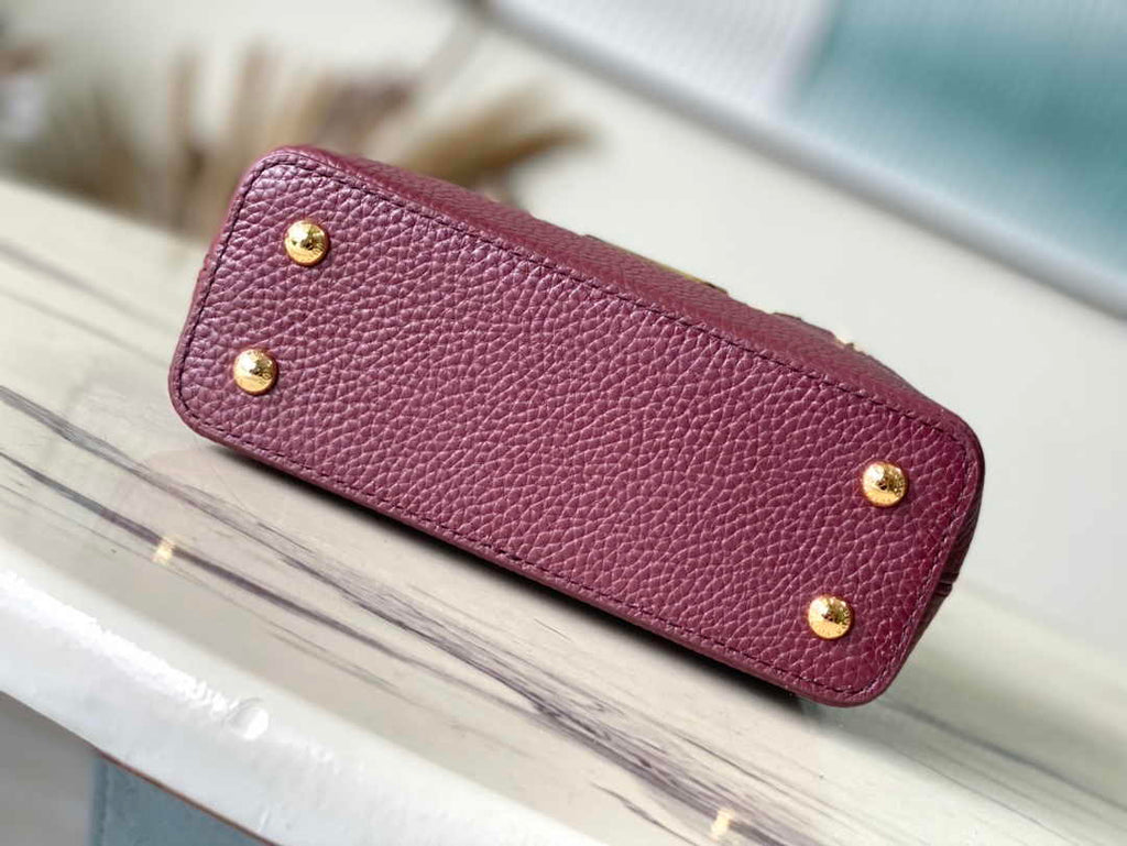 Louis Vuitton Capucines Mini M56669 Wine Red Taurillon leather