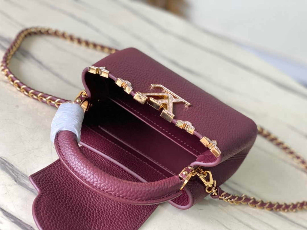 Louis Vuitton Capucines Mini M56669 Wine Red Taurillon leather