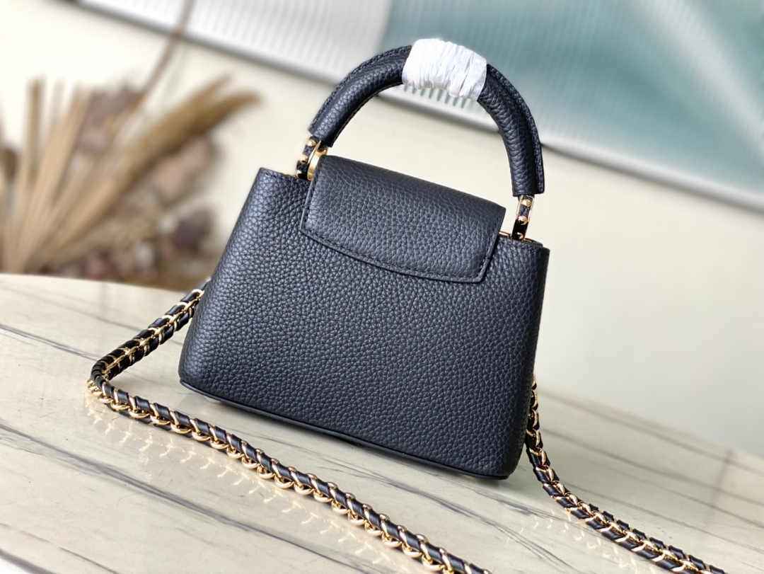 Louis Vuitton Capucines Mini M56669 Black Taurillon leather