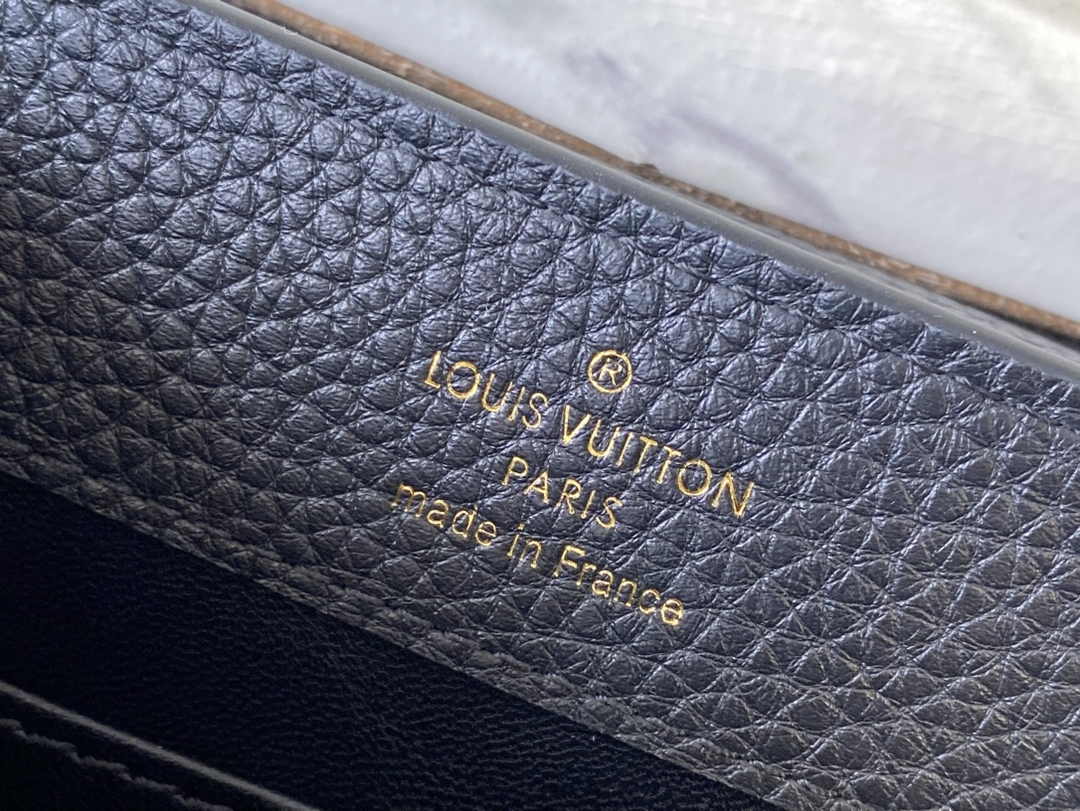 Louis Vuitton Capucines Mini M56669 Black Taurillon leather