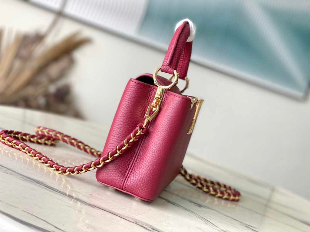Louis Vuitton Capucines Mini M56669 Red Taurillon leather