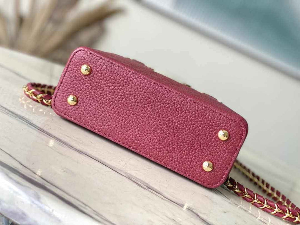 Louis Vuitton Capucines Mini M56669 Red Taurillon leather