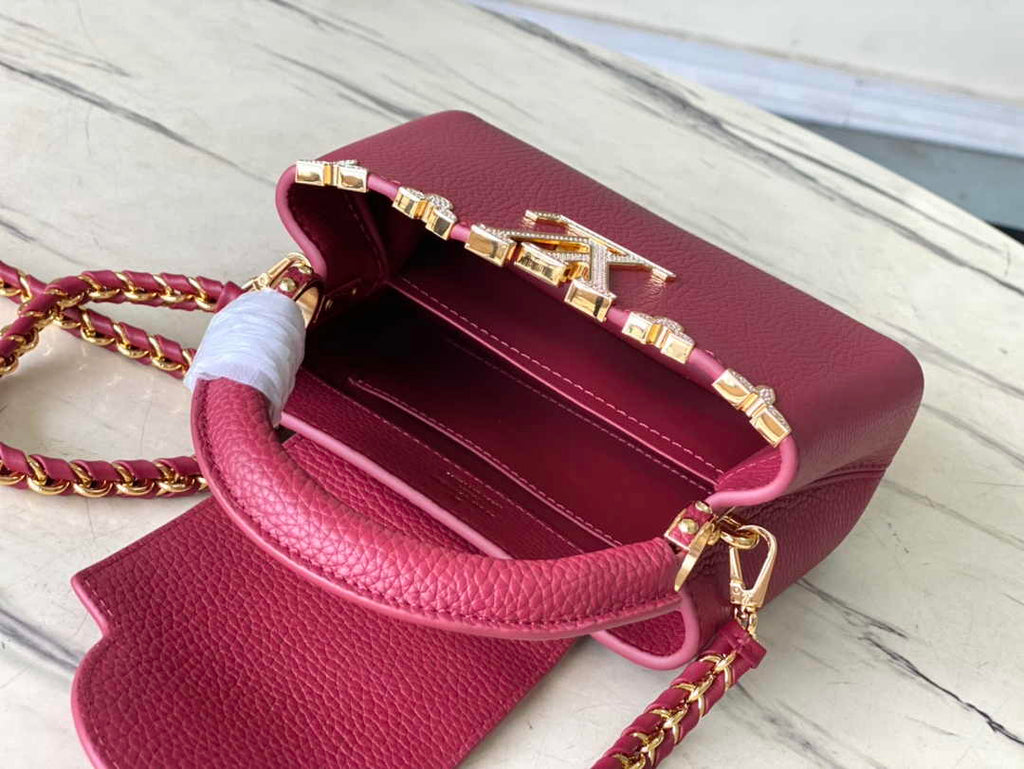 Louis Vuitton Capucines Mini M56669 Red Taurillon leather