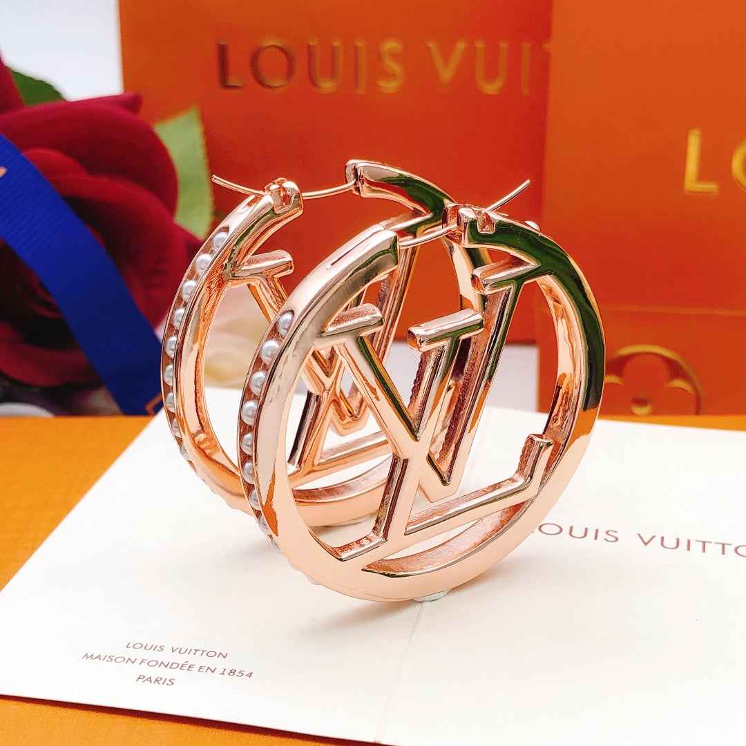 Louis Vuitton LV Earrings M00952
