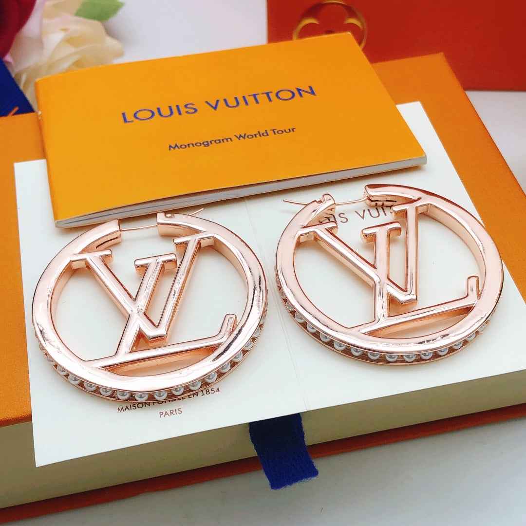 Louis Vuitton LV Earrings M00952