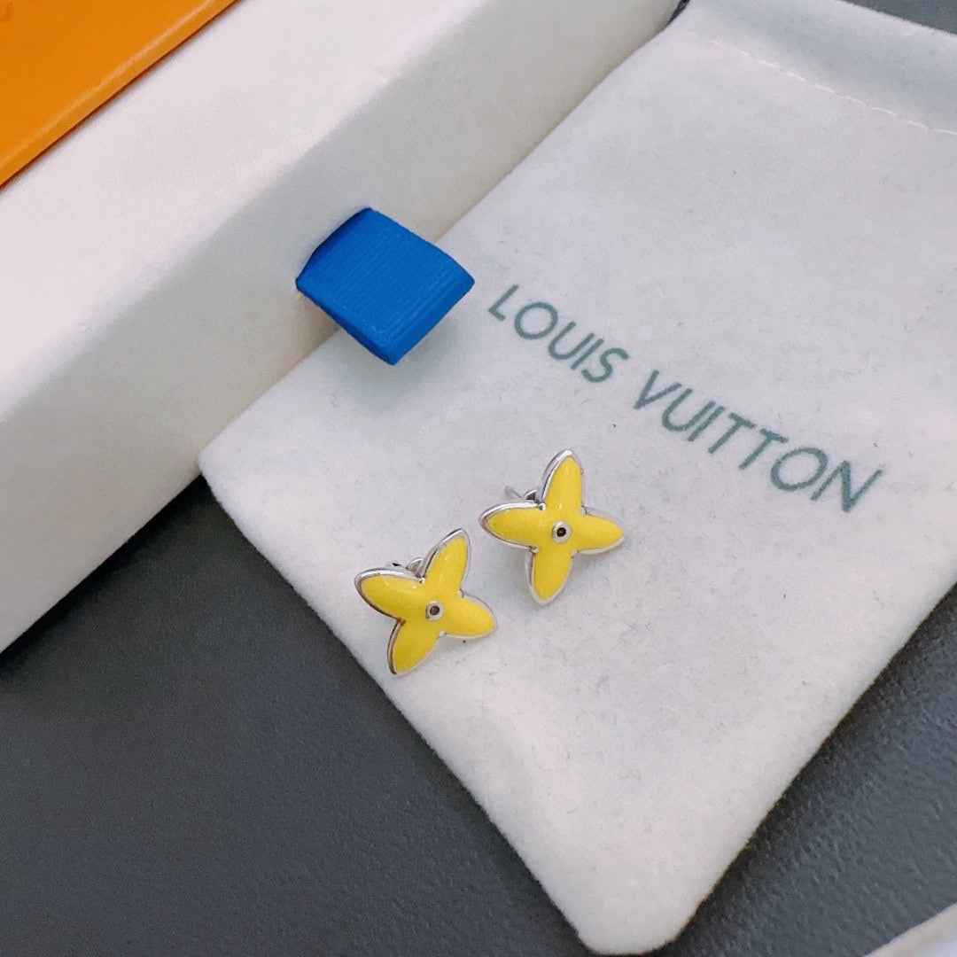 Louis Vuitton LV Earrings M00974