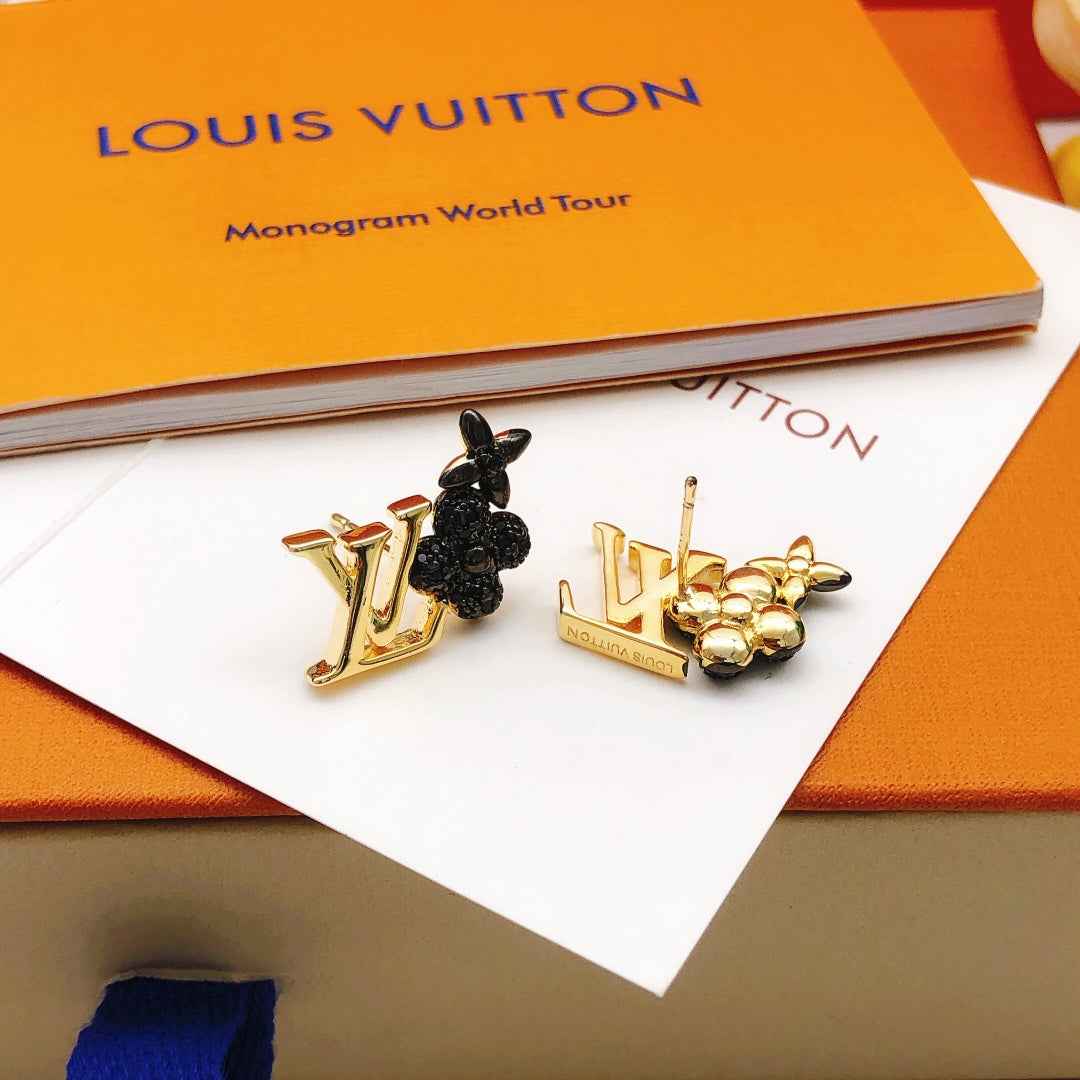 Louis Vuitton LV Earrings M00986