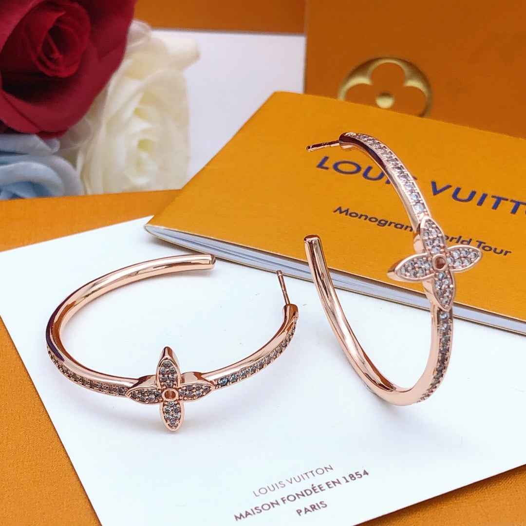 Louis Vuitton LV Earrings M00989