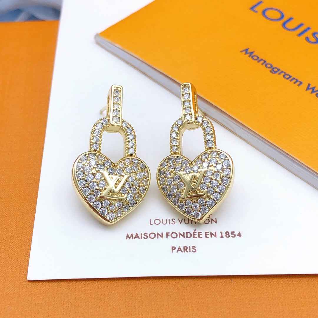Louis Vuitton LV Earrings M00995