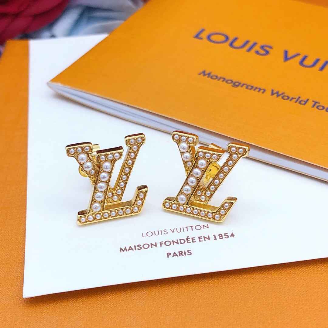 Louis Vuitton LV Earrings M00757