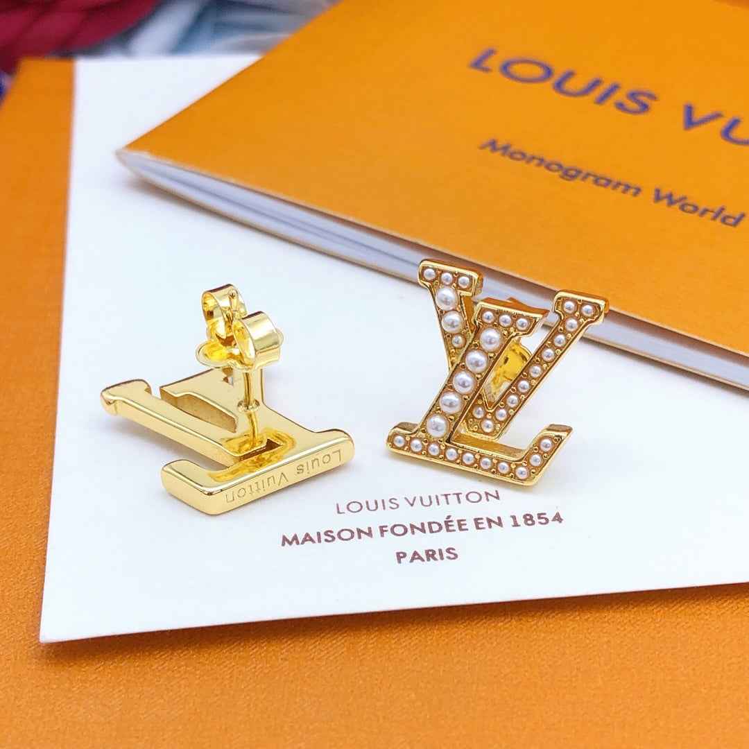 Louis Vuitton LV Earrings M00757