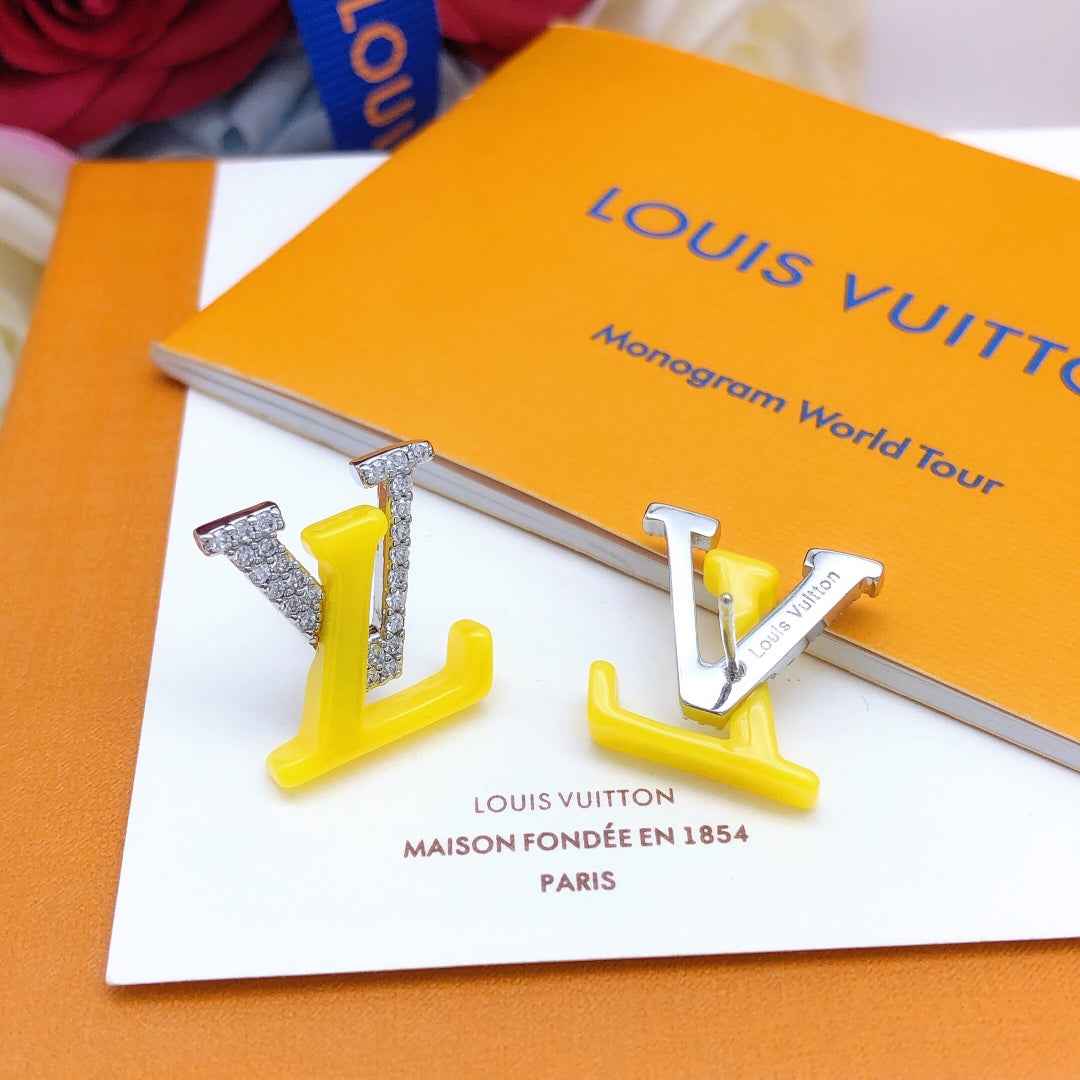 Louis Vuitton LV Earrings M00768