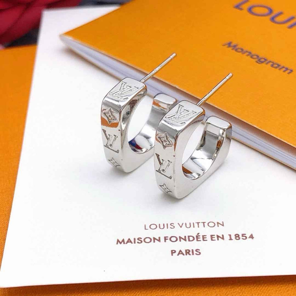 Louis Vuitton LV Earrings M00769