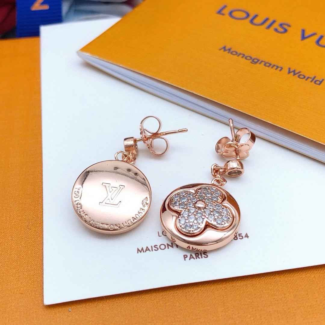 Louis Vuitton LV Earrings M00774
