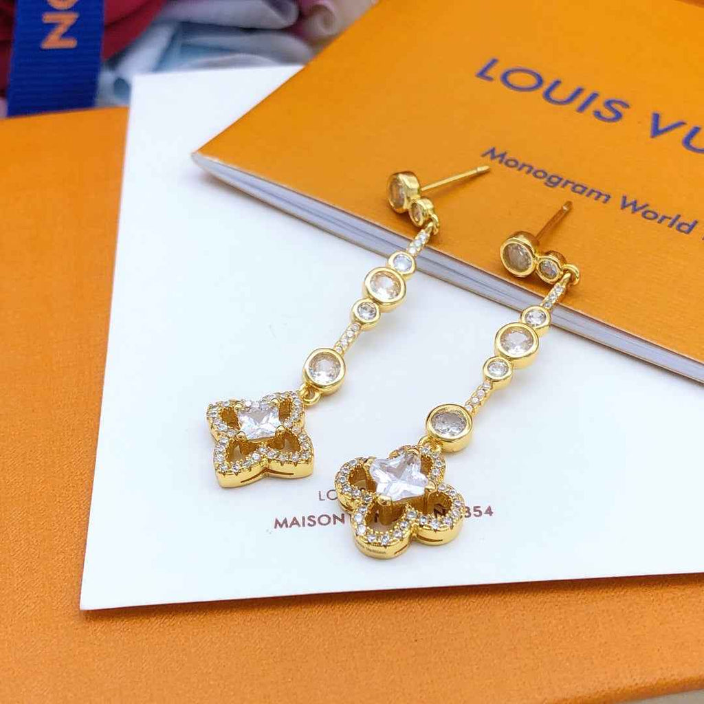 Louis Vuitton LV Earrings M10802