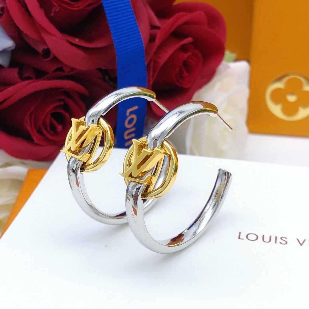 Louis Vuitton LV Earrings M10811