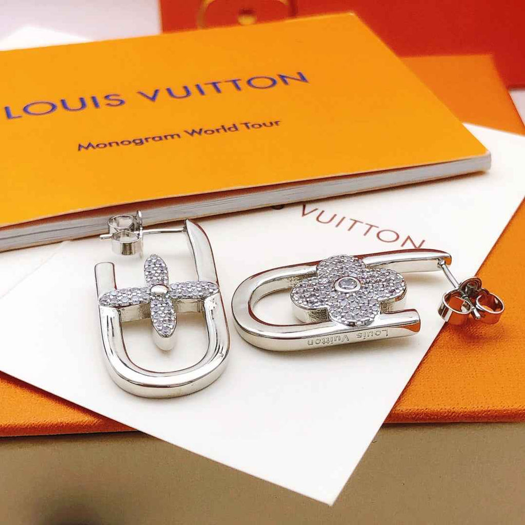 Louis Vuitton LV Earrings M00979