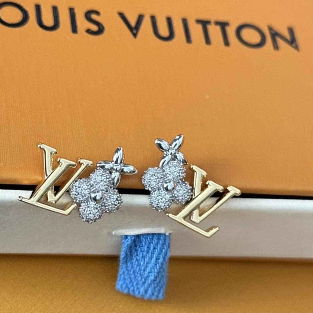 Louis Vuitton LV Earrings M10847