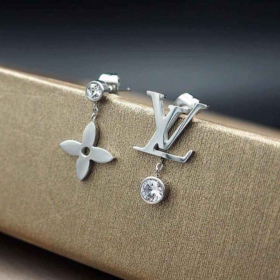 Louis Vuitton LV Earrings M10851