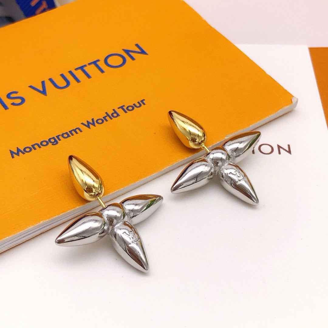 Louis Vuitton LV Earrings M10868