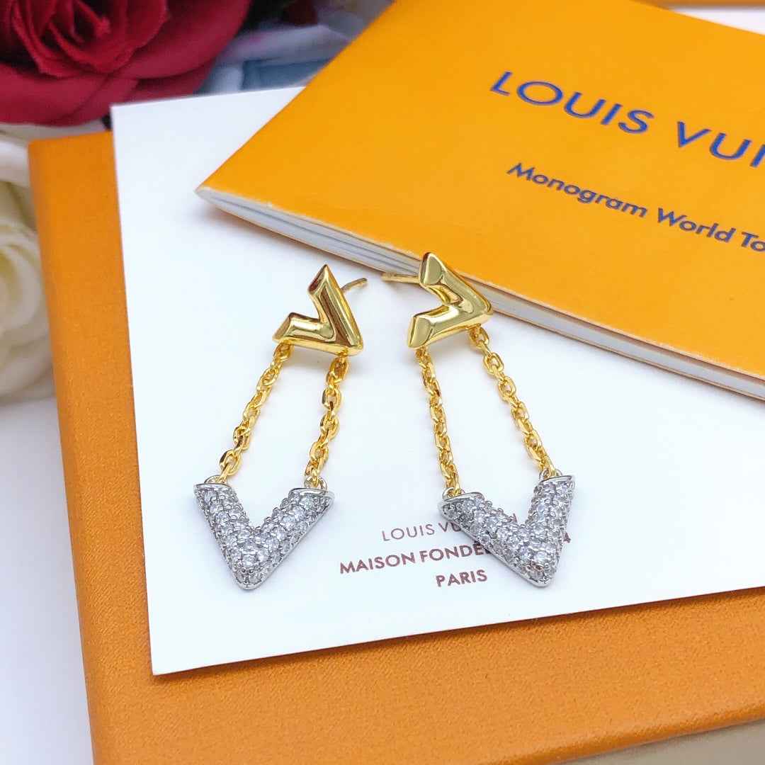 Louis Vuitton LV Earrings M10879