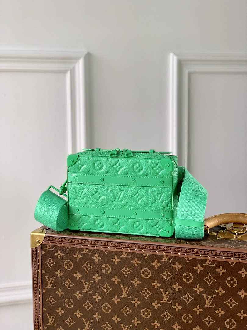 LV M20956 Louis Vuitton Handle Soft Trunk Men Bags Green
