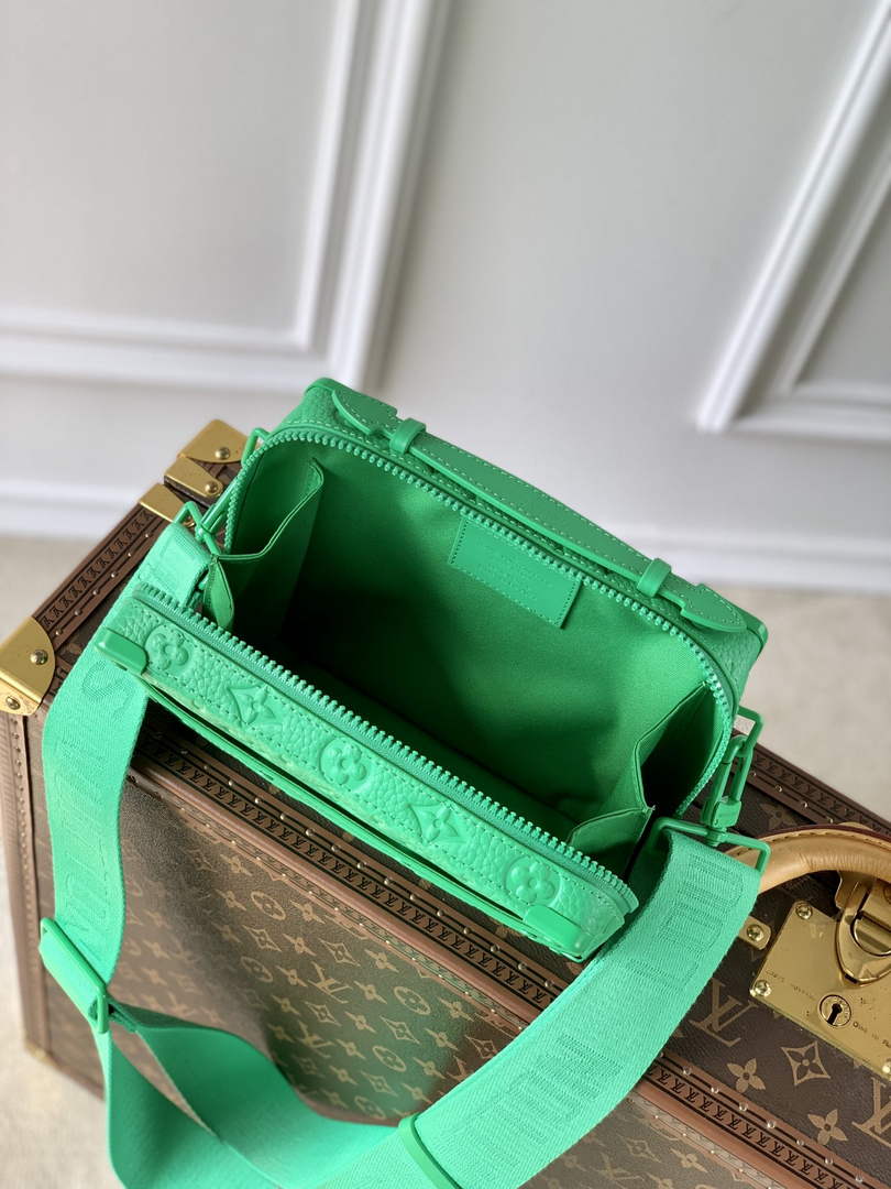 LV M20956 Louis Vuitton Handle Soft Trunk Men Bags Green - Default Title - View 5